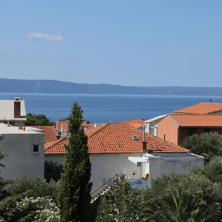 With A Swimming Pool Tucepi, Makarska - 6817 Tučepi